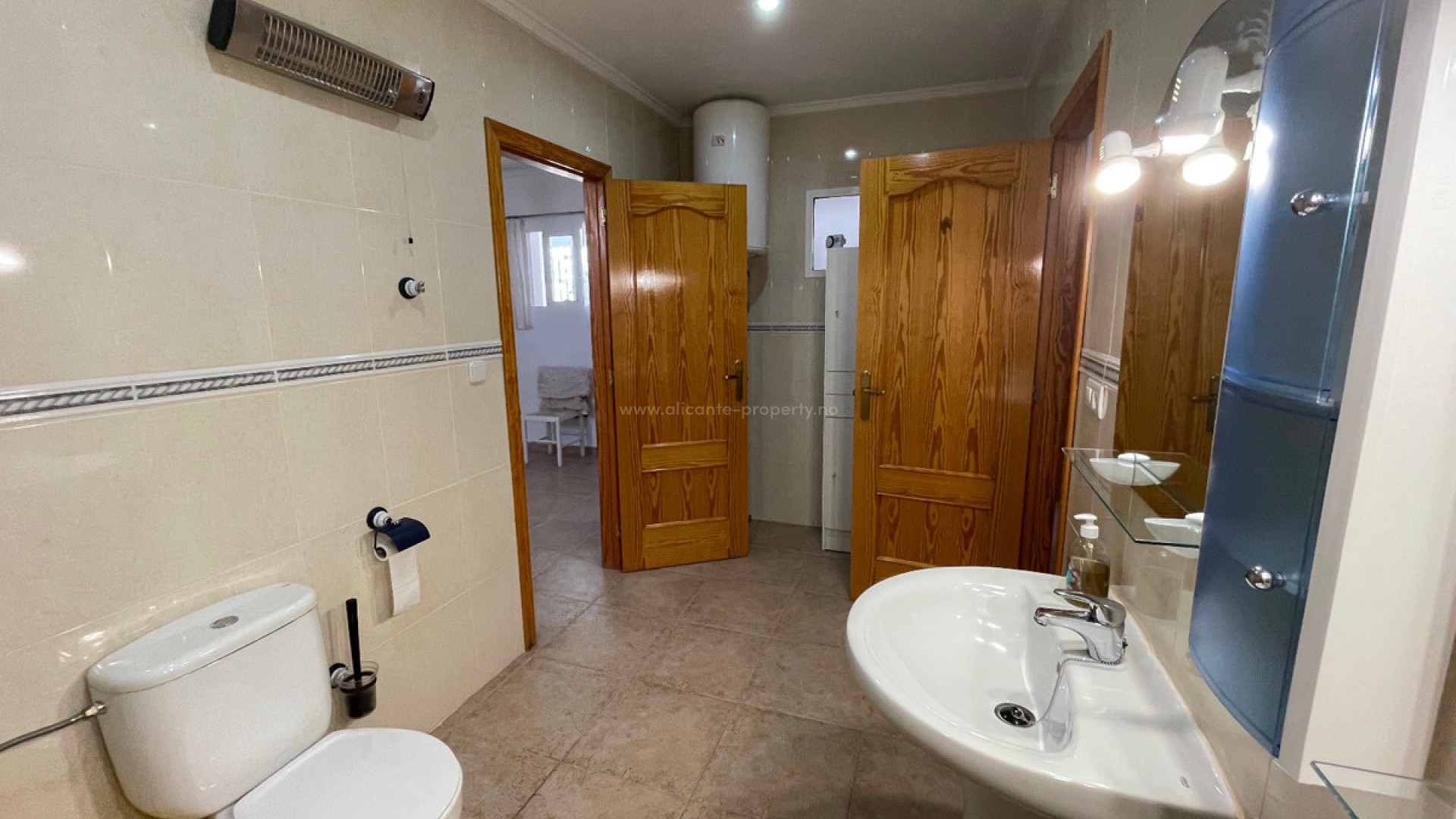 Hus / Villa i Daya Nueva Centro