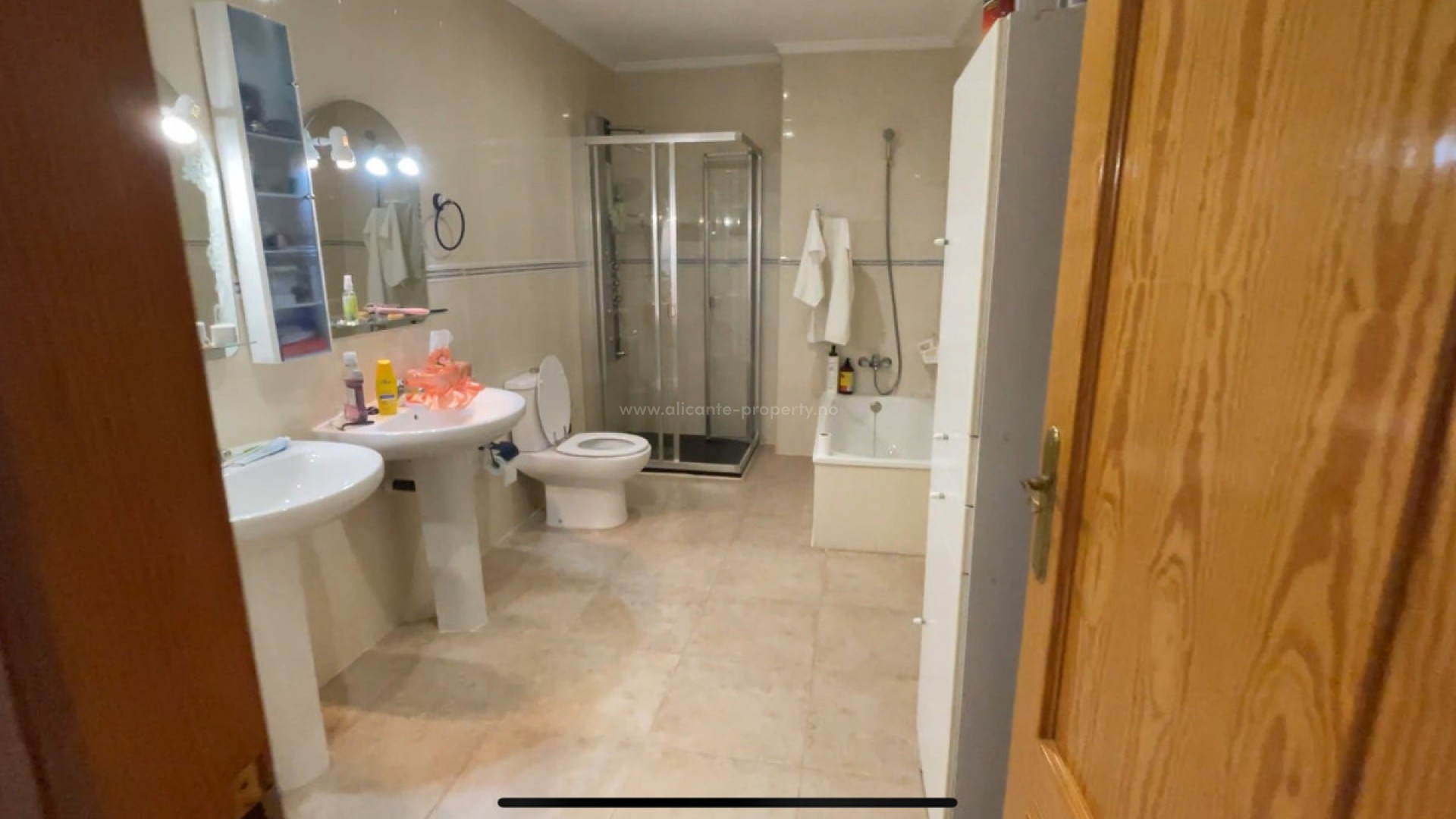 Hus / Villa i Daya Nueva Centro