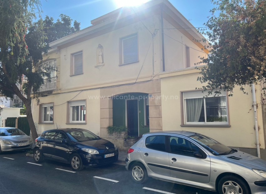 Hus / Villa i Denia Centro