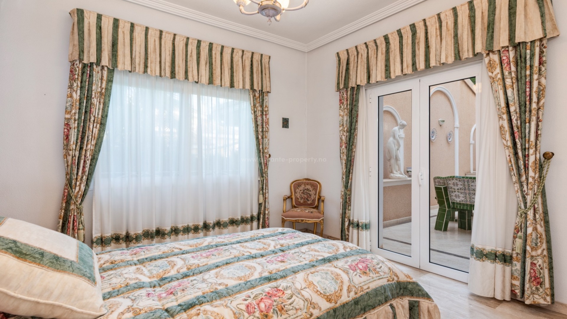 Hus / Villa i Doña Pepa