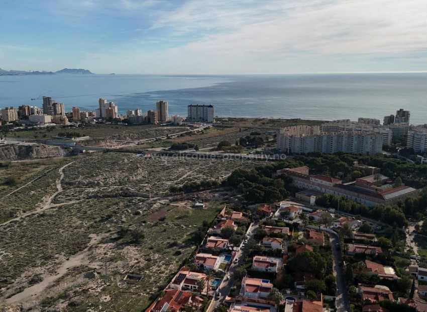 Hus / Villa i El Campello