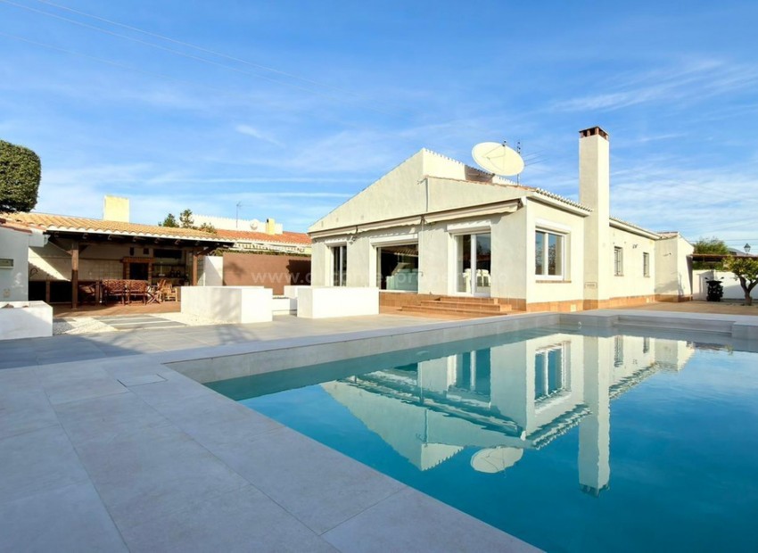 Hus / Villa i El Campello