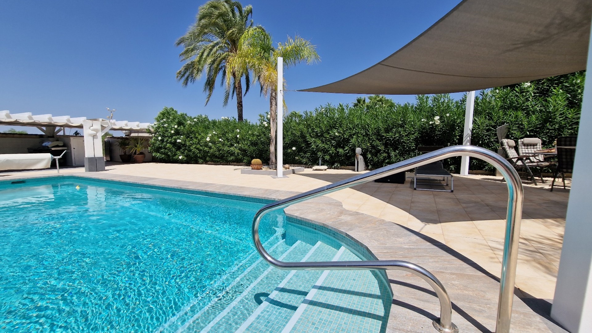 Hus / Villa i El Oasis