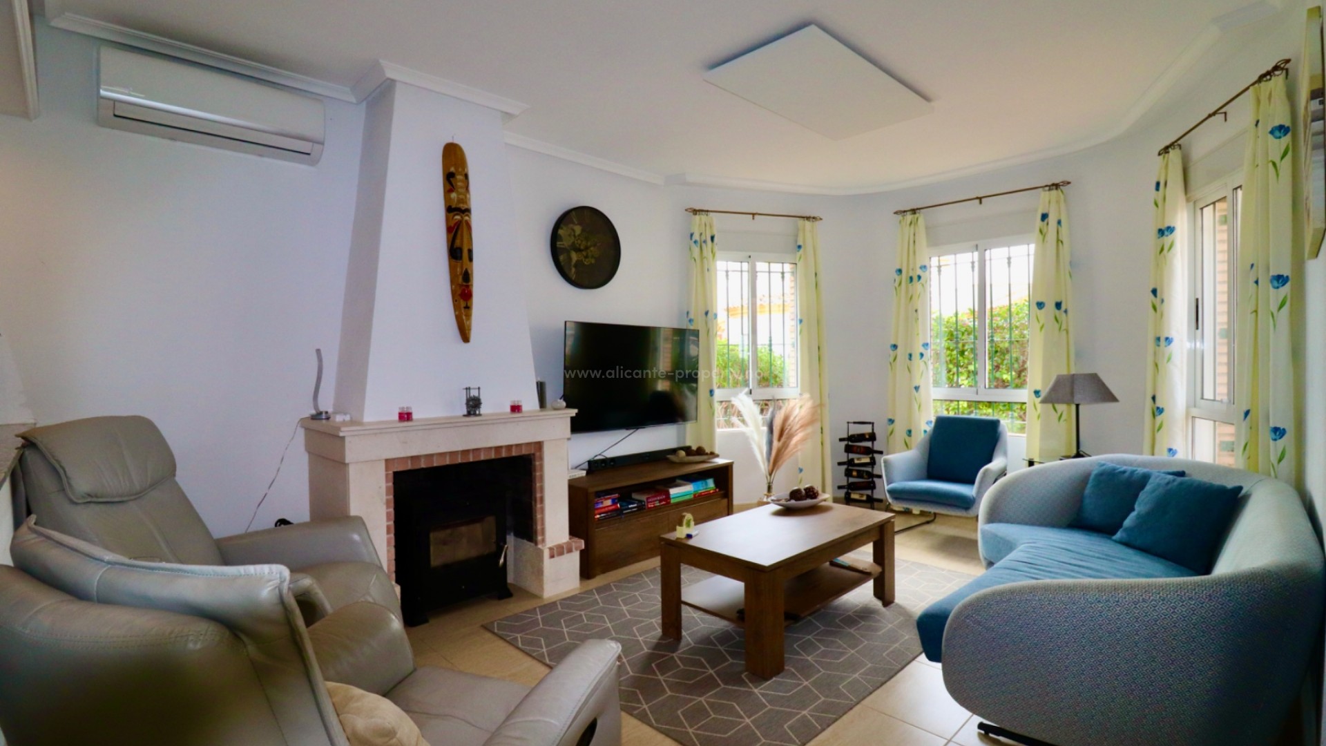 Hus / Villa i El Raso