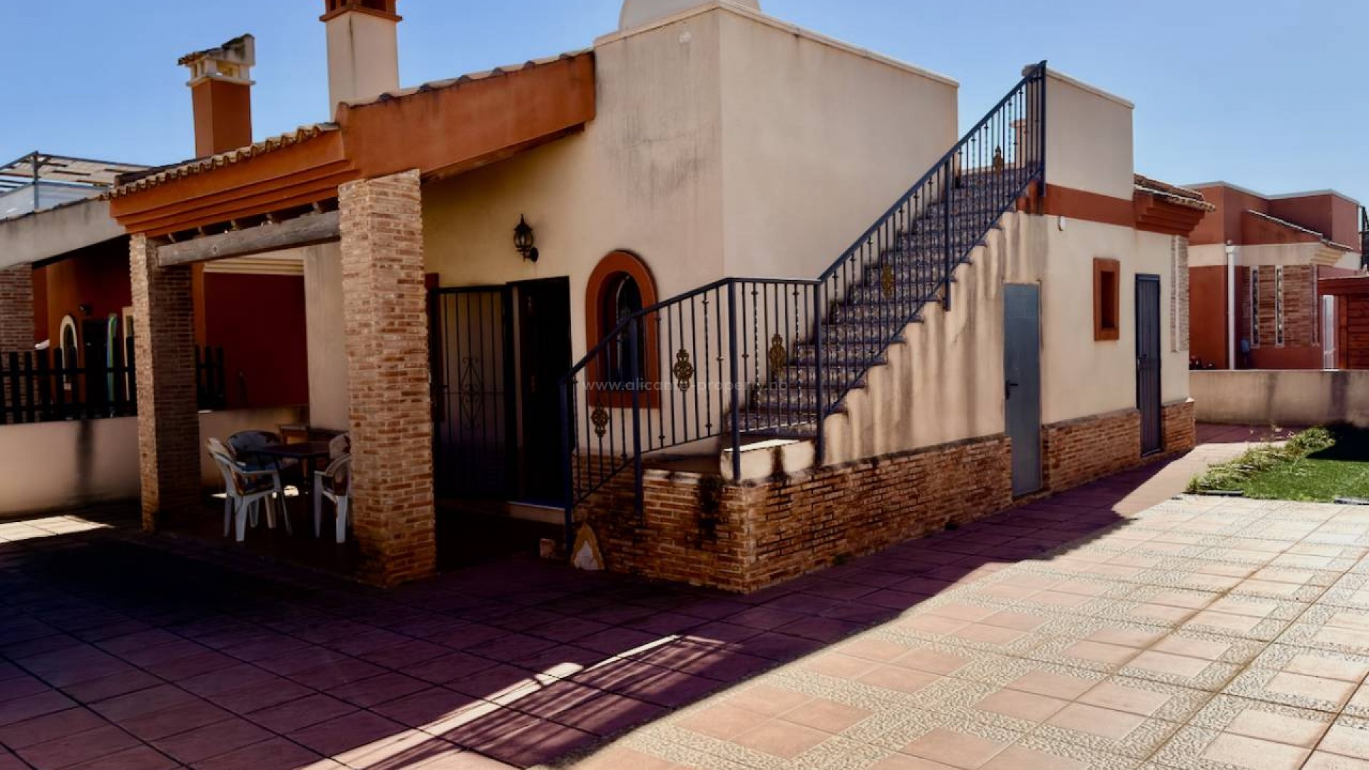 Hus / Villa i El Raso