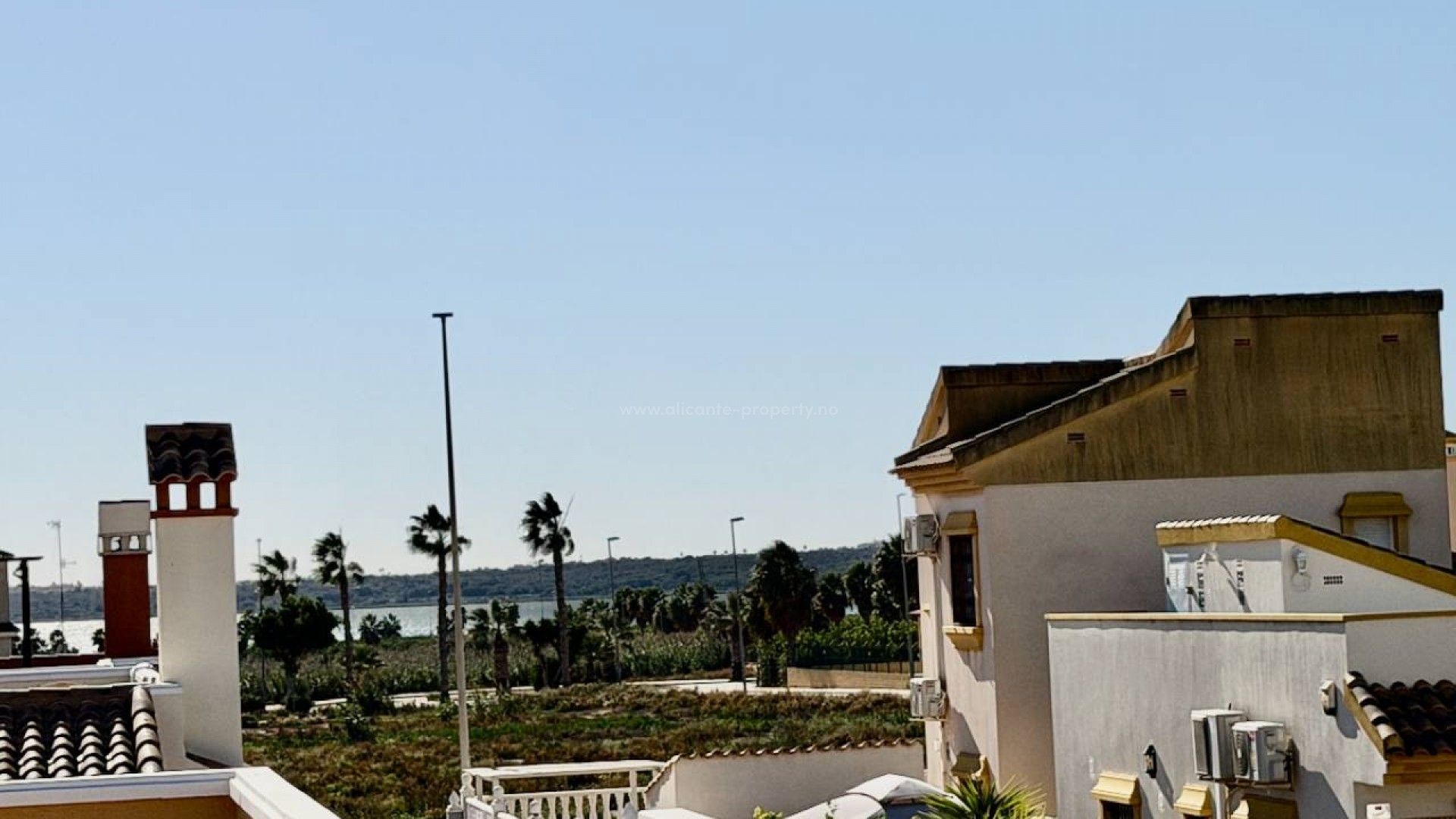 Hus / Villa i El Raso