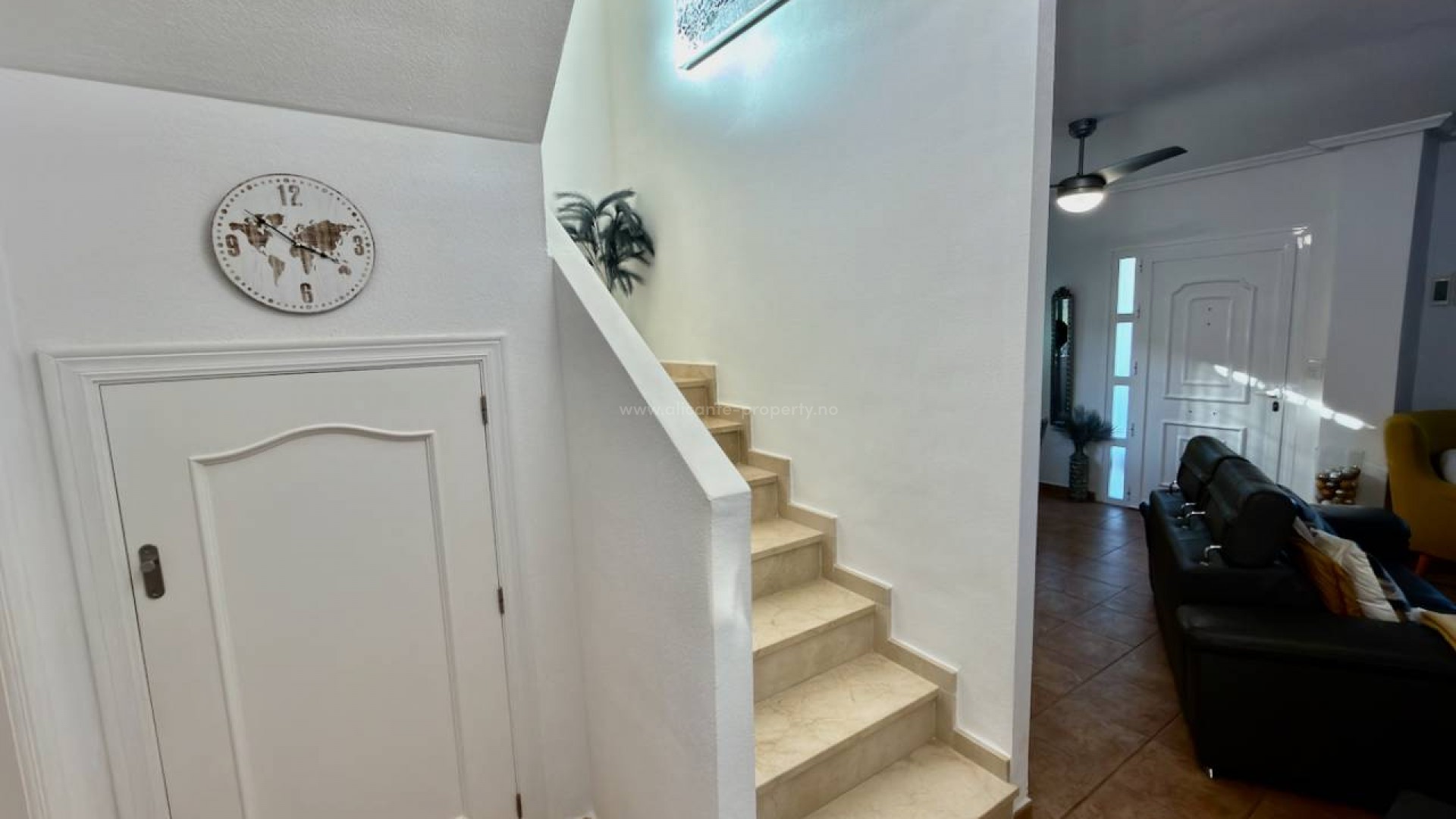 Hus / Villa i El Raso