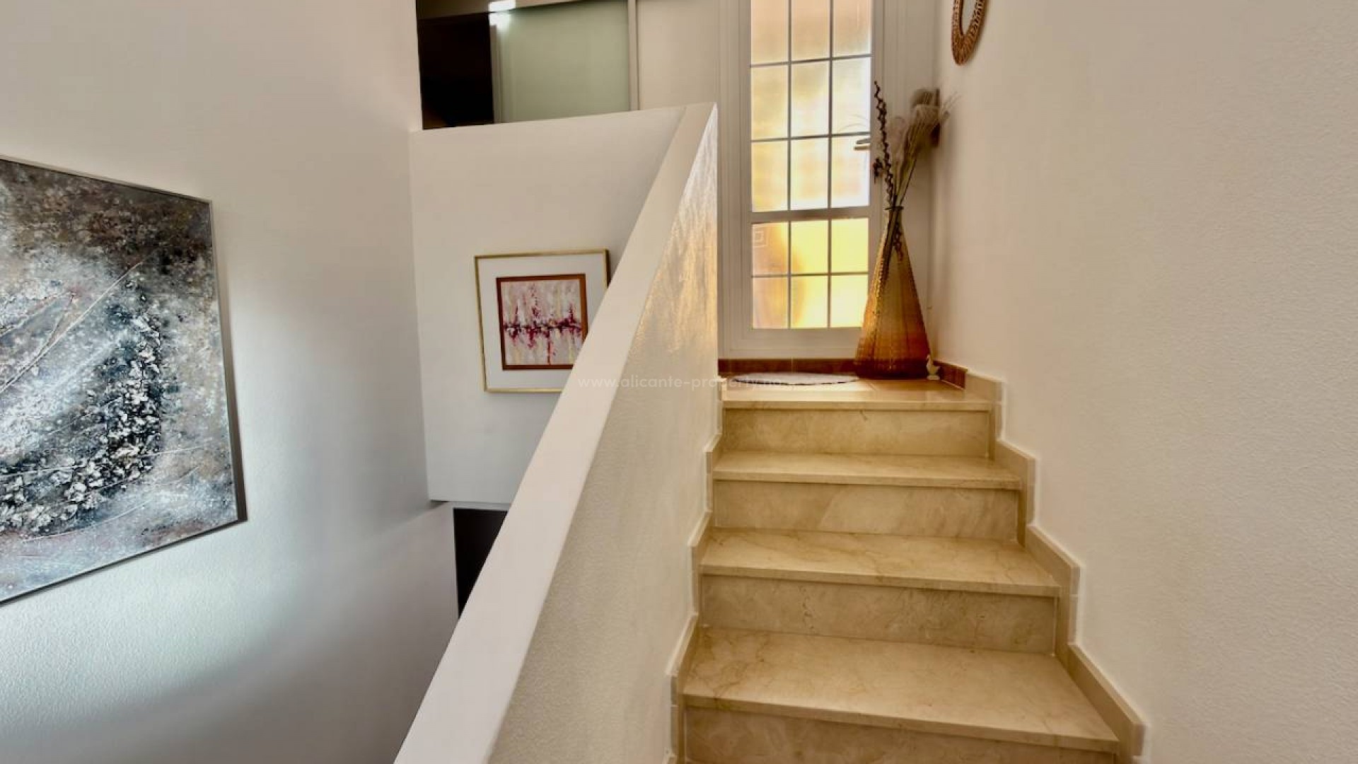 Hus / Villa i El Raso