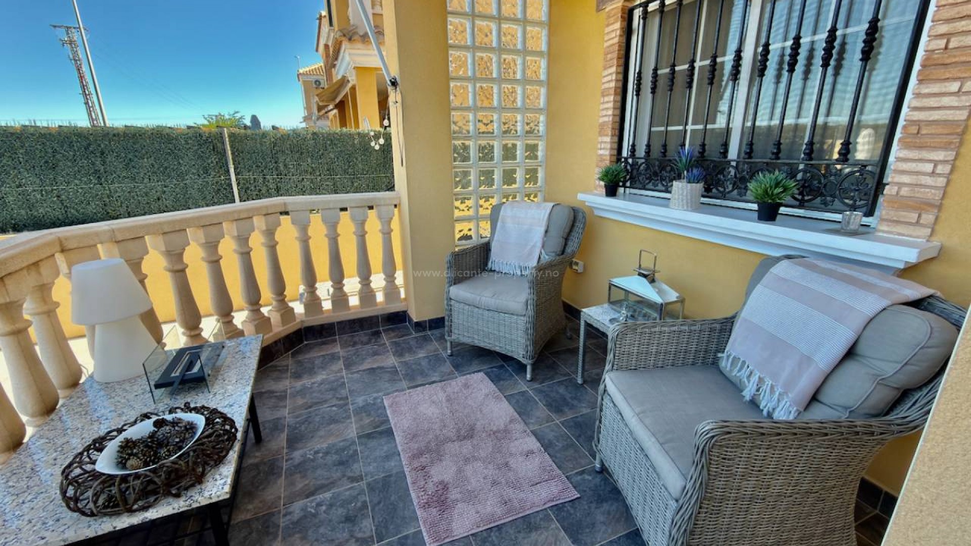 Hus / Villa i El Raso