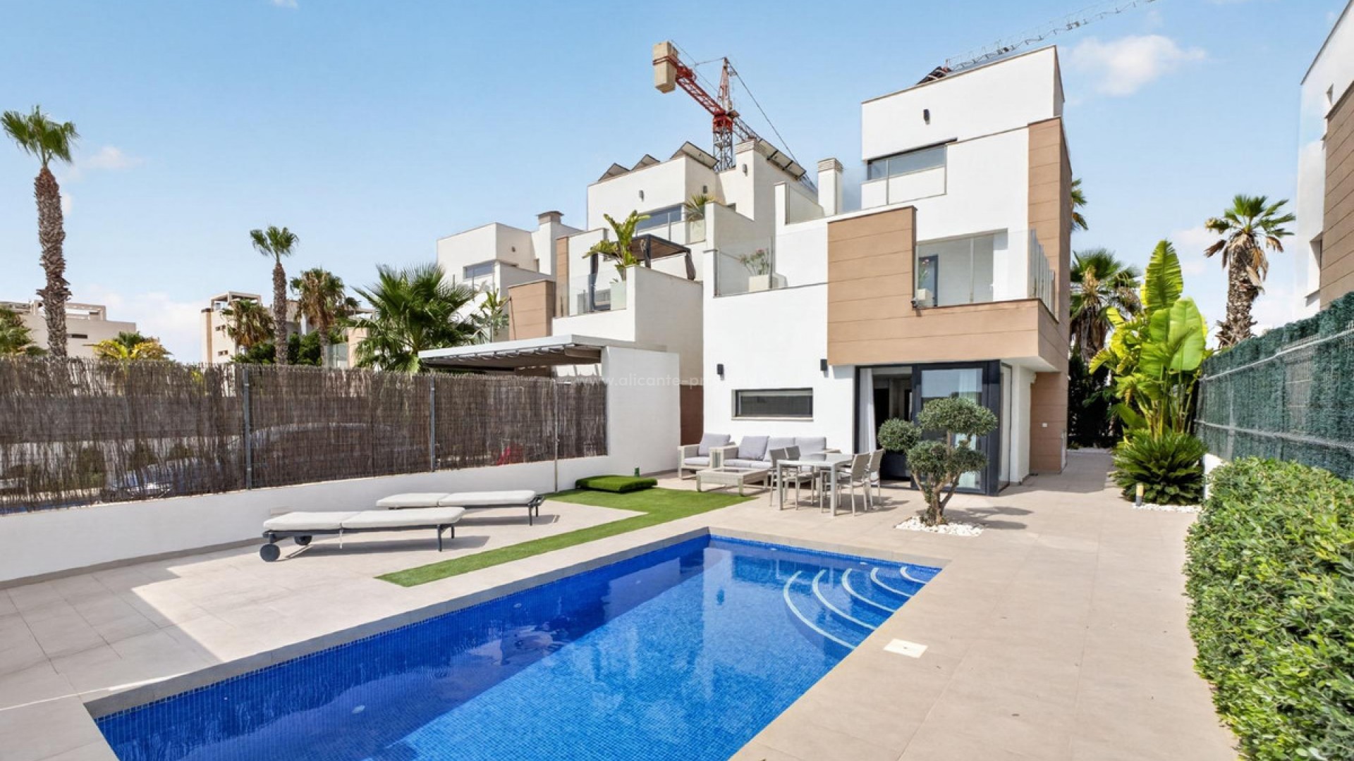 Hus / Villa i El Raso