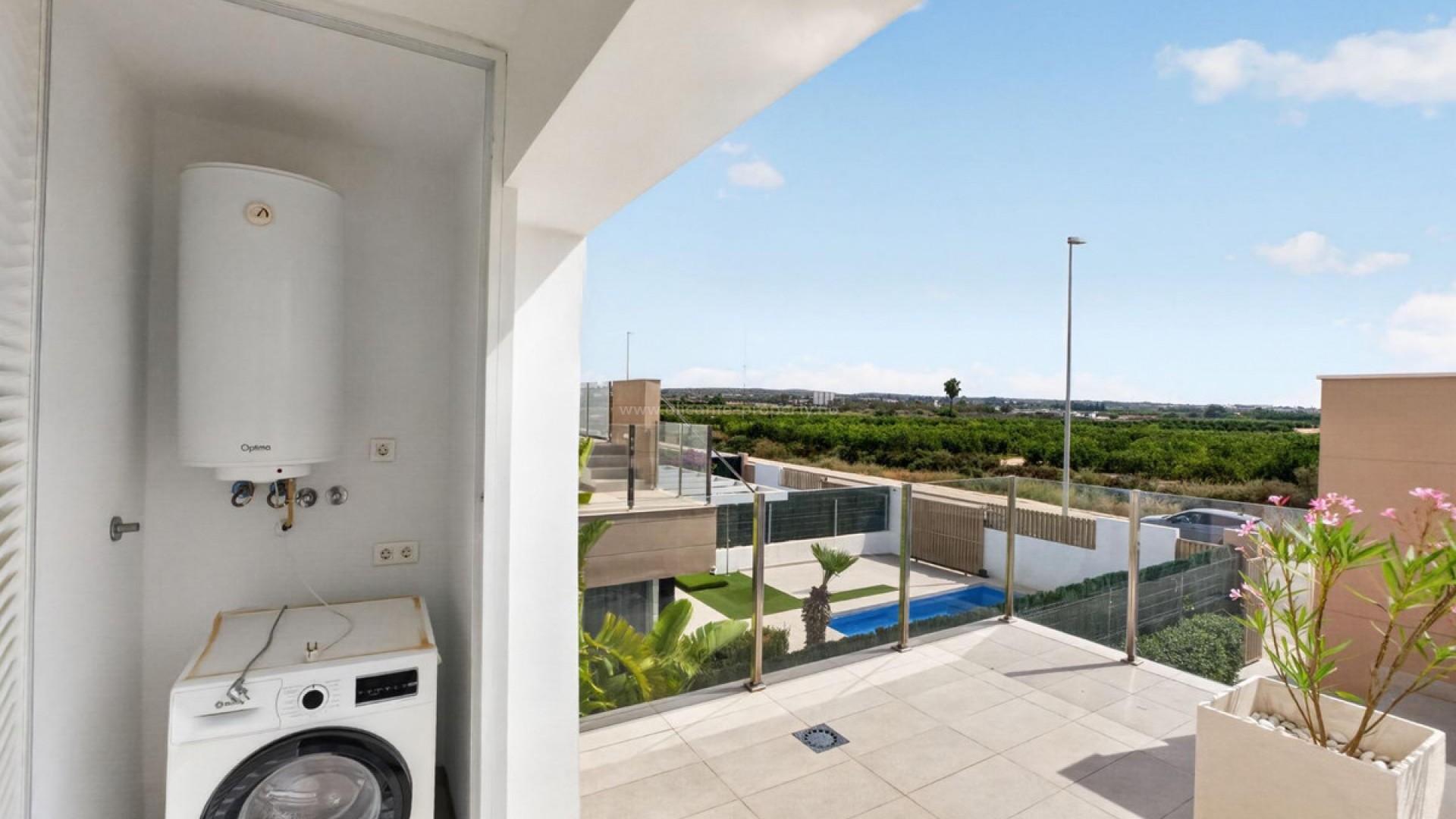 Hus / Villa i El Raso