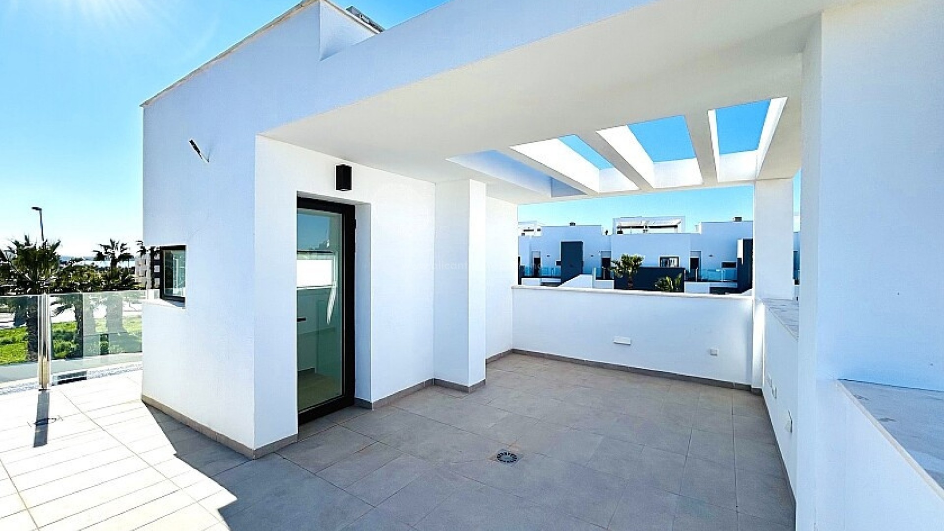 Hus / Villa i El Raso