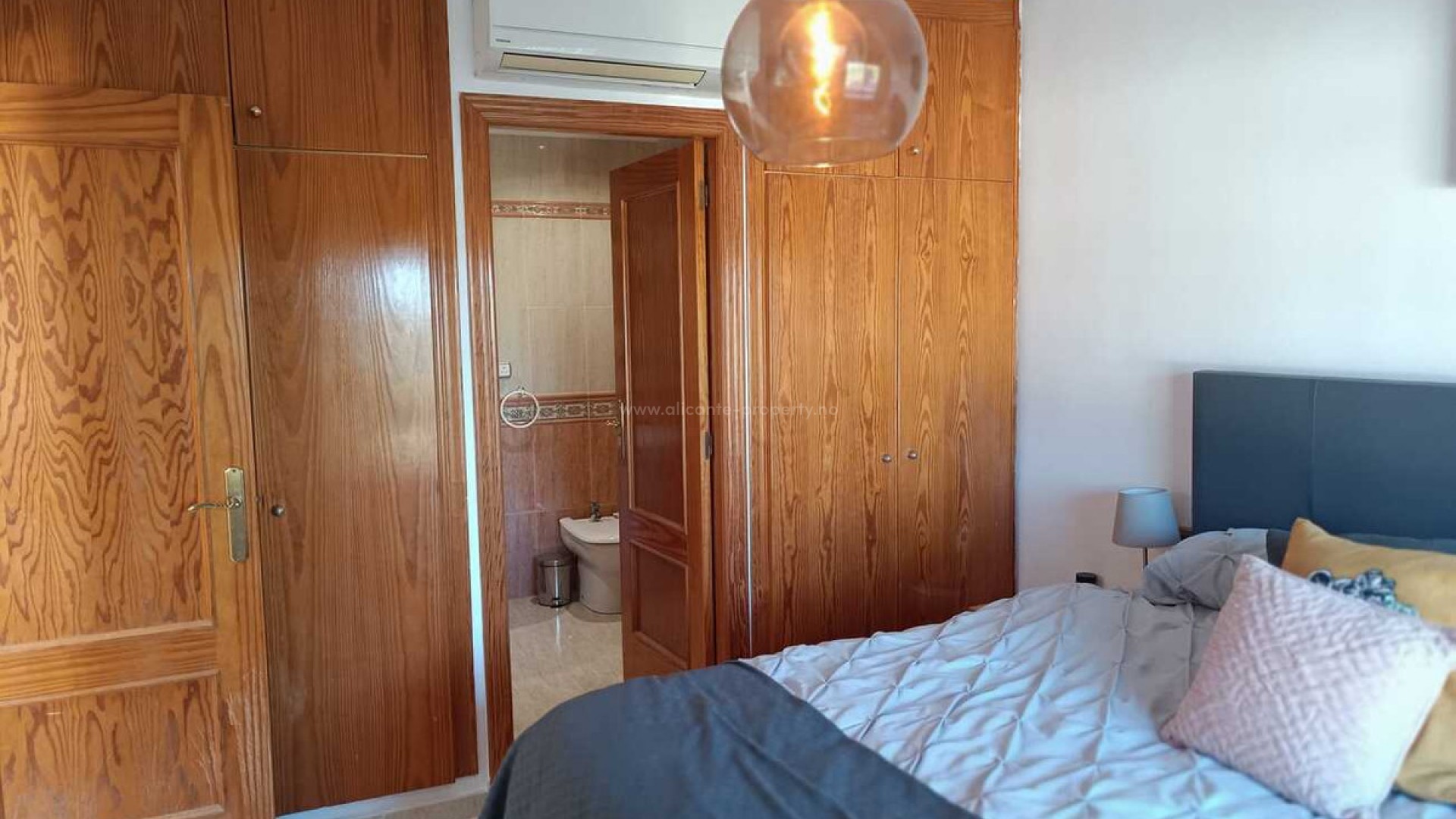 Hus / Villa i El Reloj