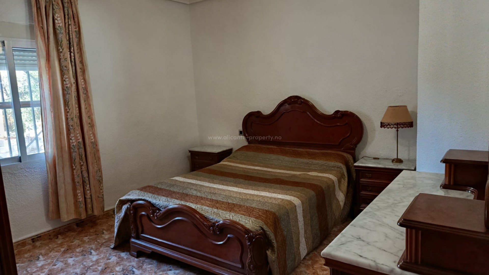 Hus / Villa i Elche Centro