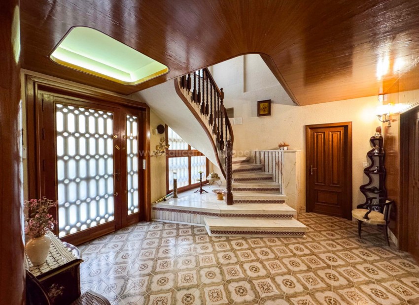 Hus / Villa i Elda Centro