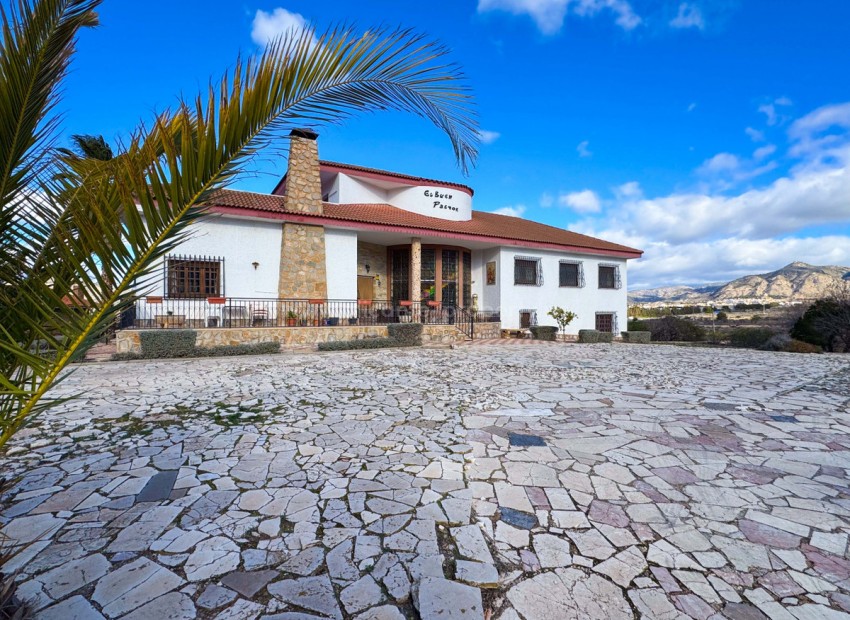 Hus / Villa i Elda Centro