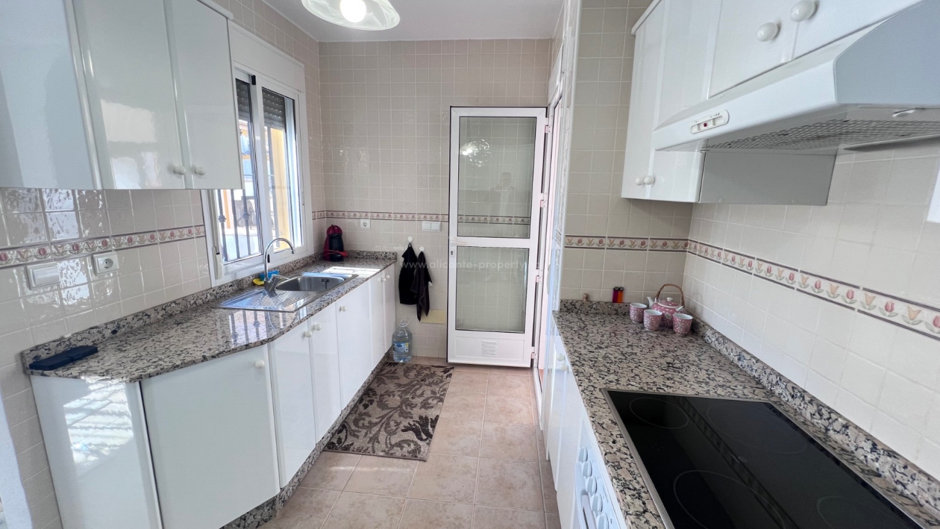 Hus / Villa i Entre Naranjos