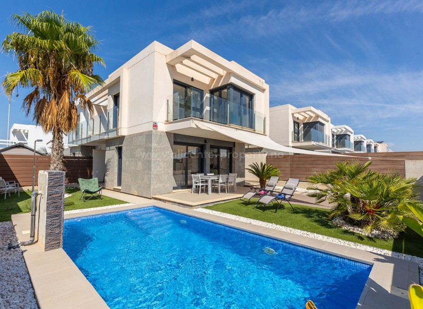 Hus / Villa i Entre Naranjos