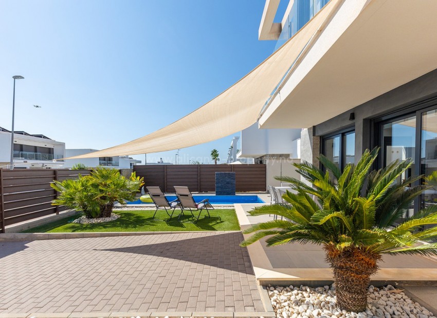 Hus / Villa i Entre Naranjos