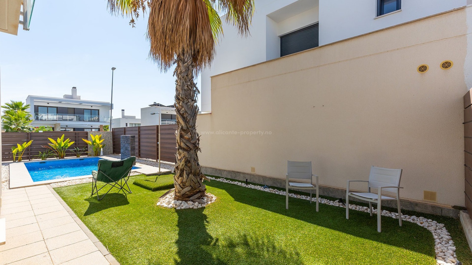 Hus / Villa i Entre Naranjos