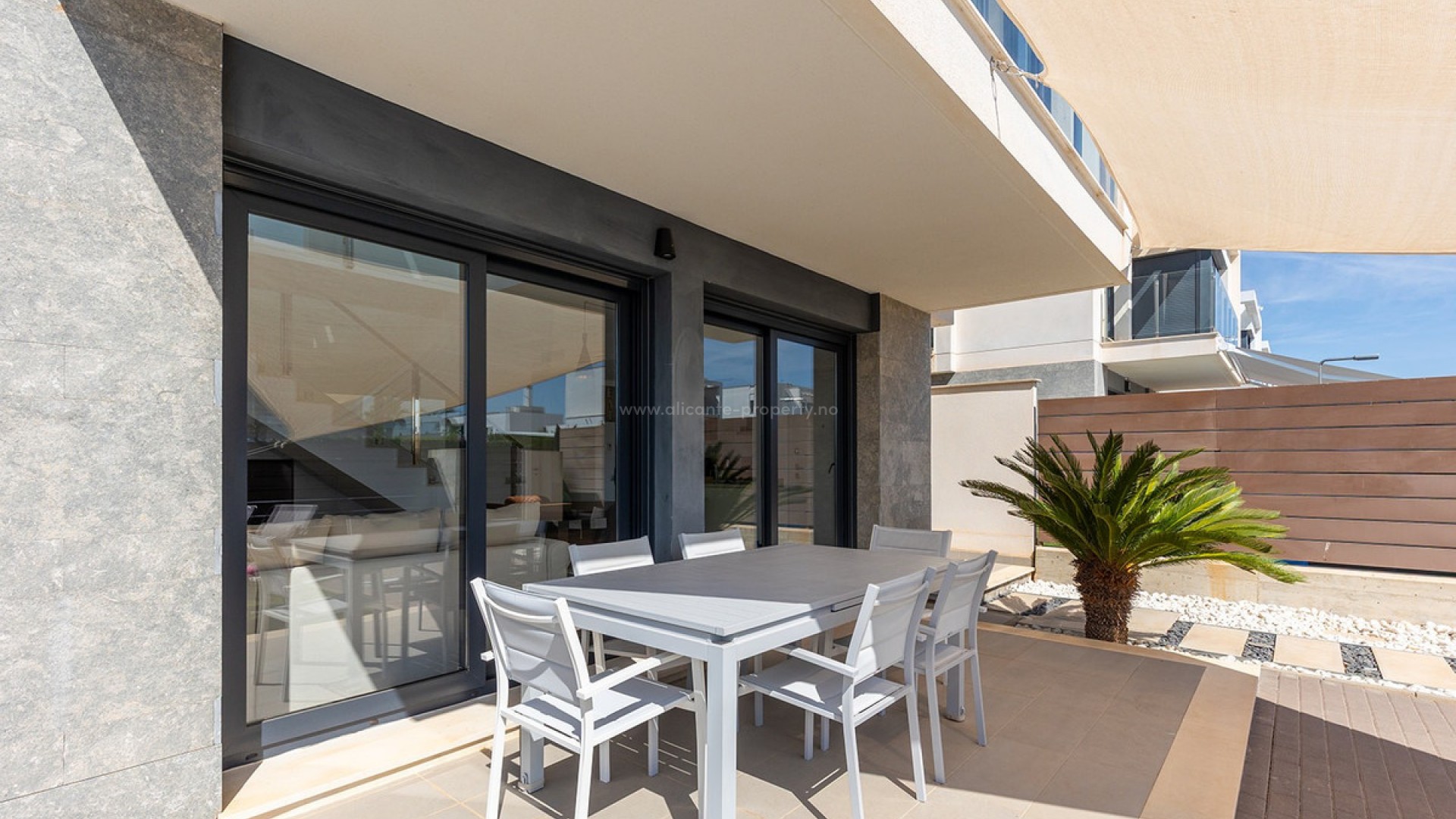 Hus / Villa i Entre Naranjos