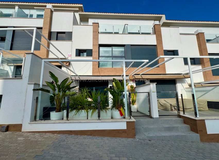 Hus / Villa i Guardamar del Segura Centro