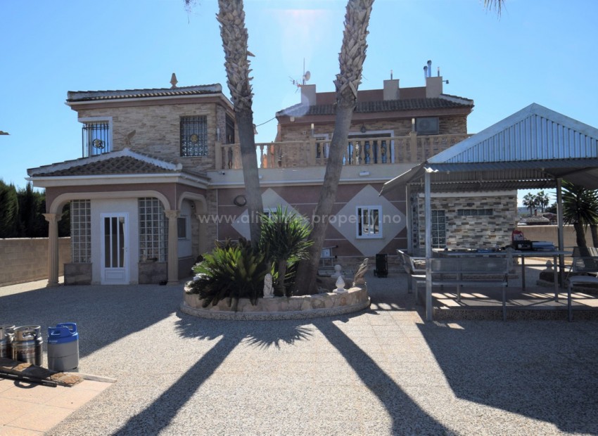 Hus / Villa i Guardamar del Segura Centro