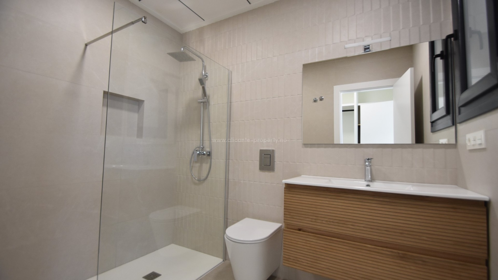 Hus / Villa i Heredades