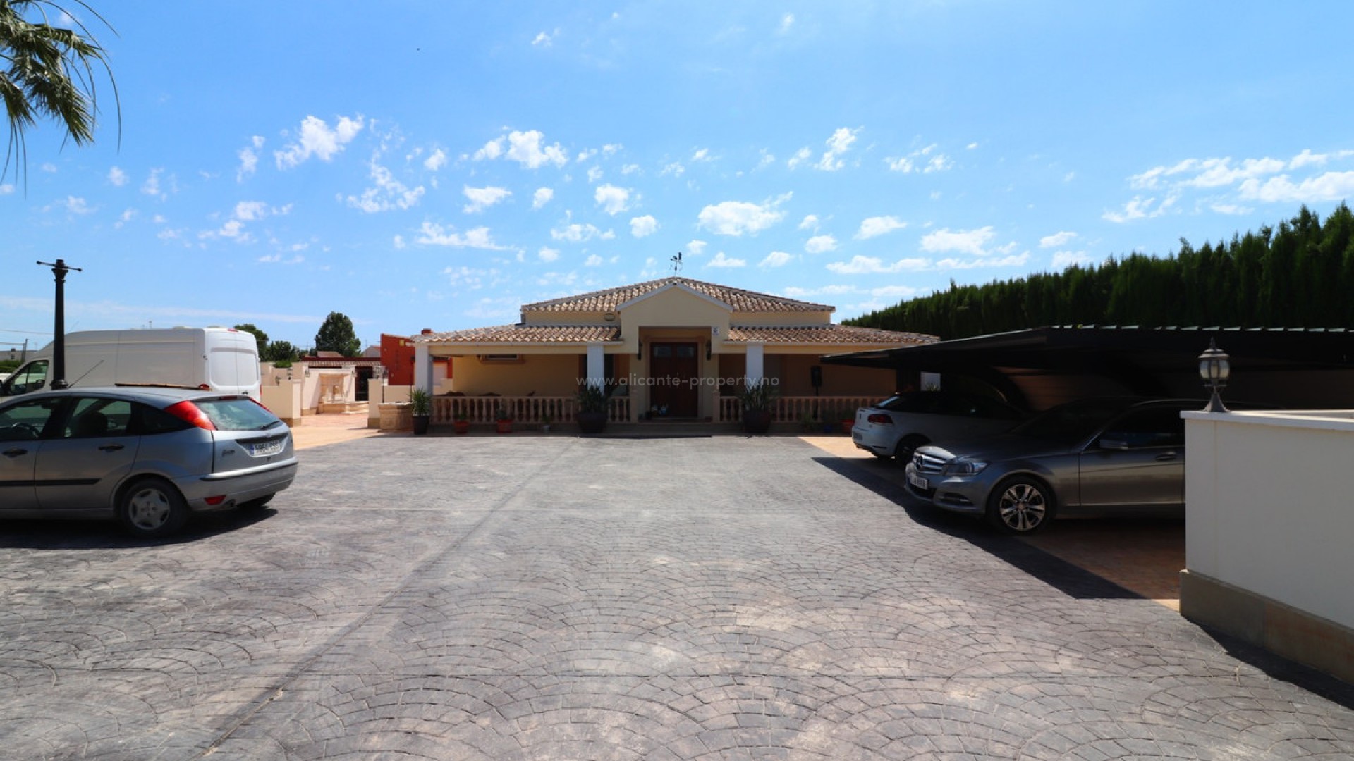 Hus / Villa i Heredades