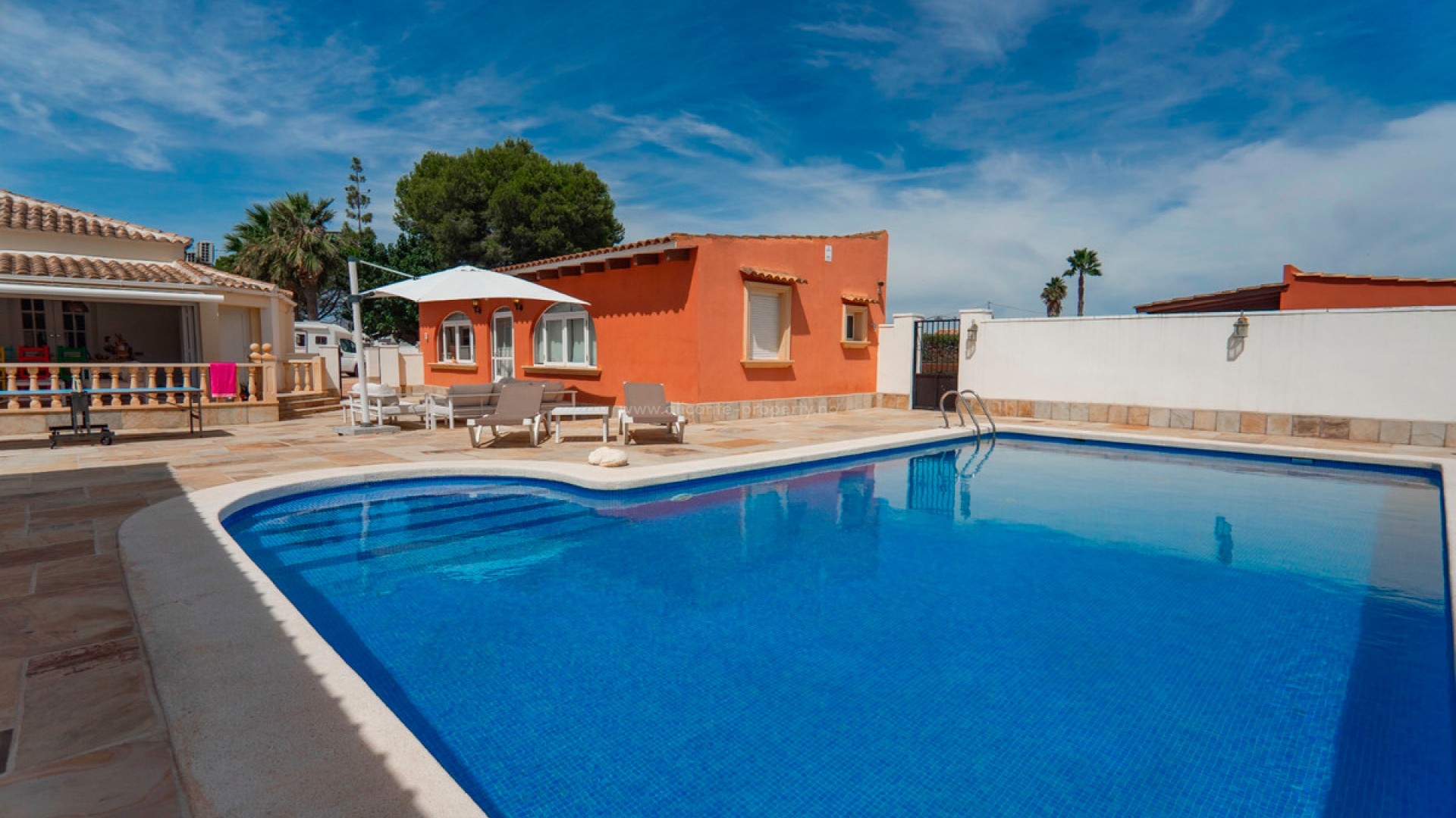 Hus / Villa i Heredades