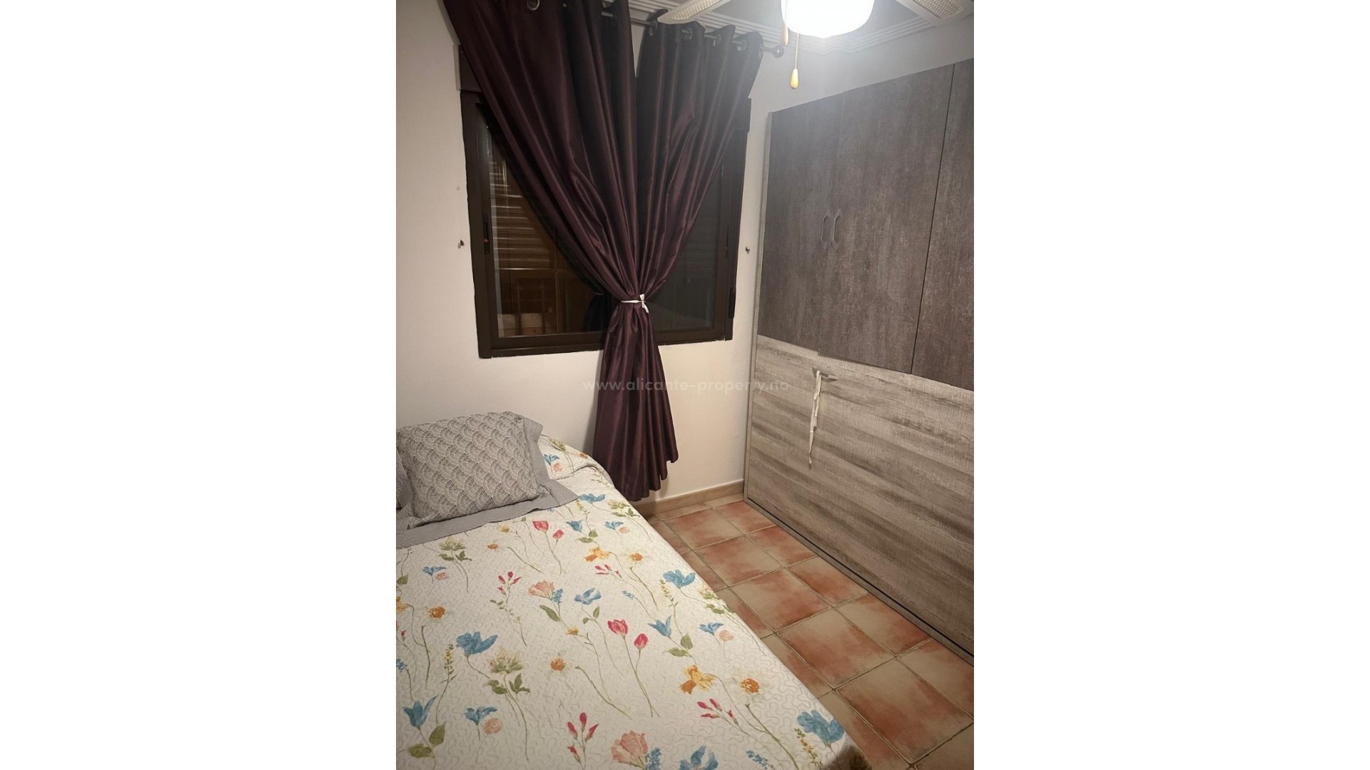 Hus / Villa i Hondón de las Nieves Centro