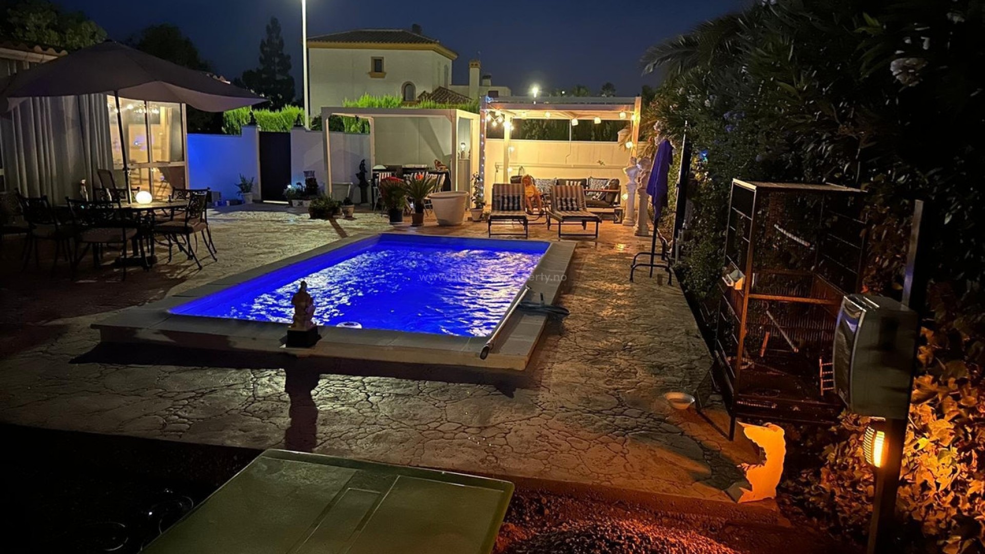 Hus / Villa i Hondón de las Nieves Centro