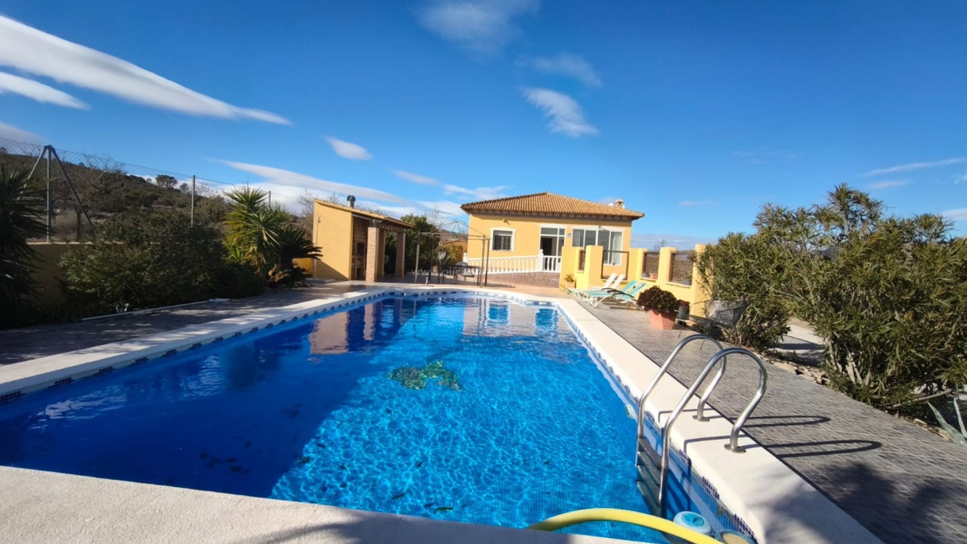 Hus / Villa i Hondón de los Frailes Centro