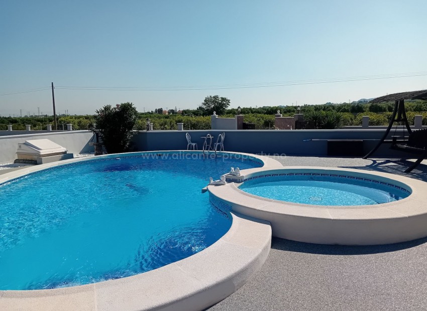 Hus / Villa i Jacarilla