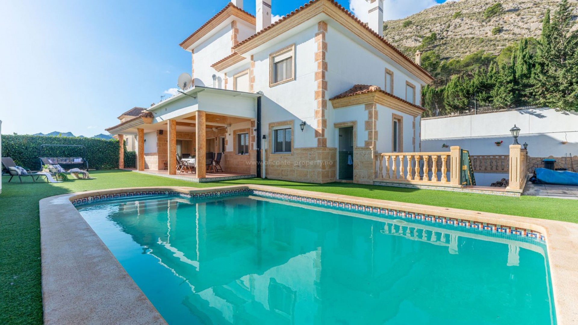 Hus / Villa i Jijona - Xixona Centro