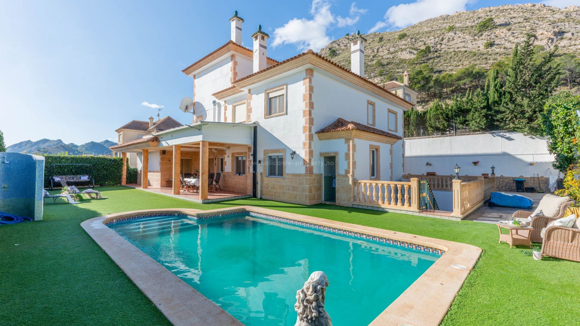 Hus / Villa i Jijona - Xixona Centro