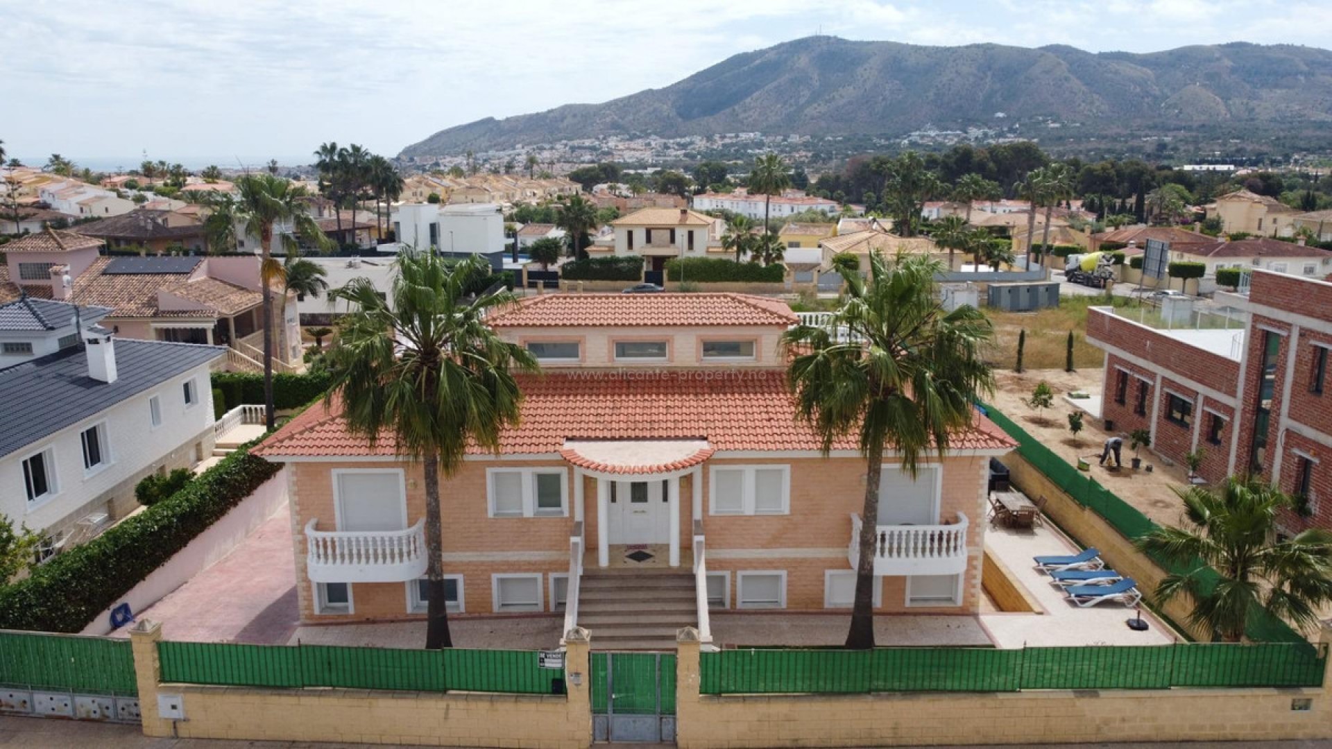 Hus / Villa i L'Alfás del Pi Centro