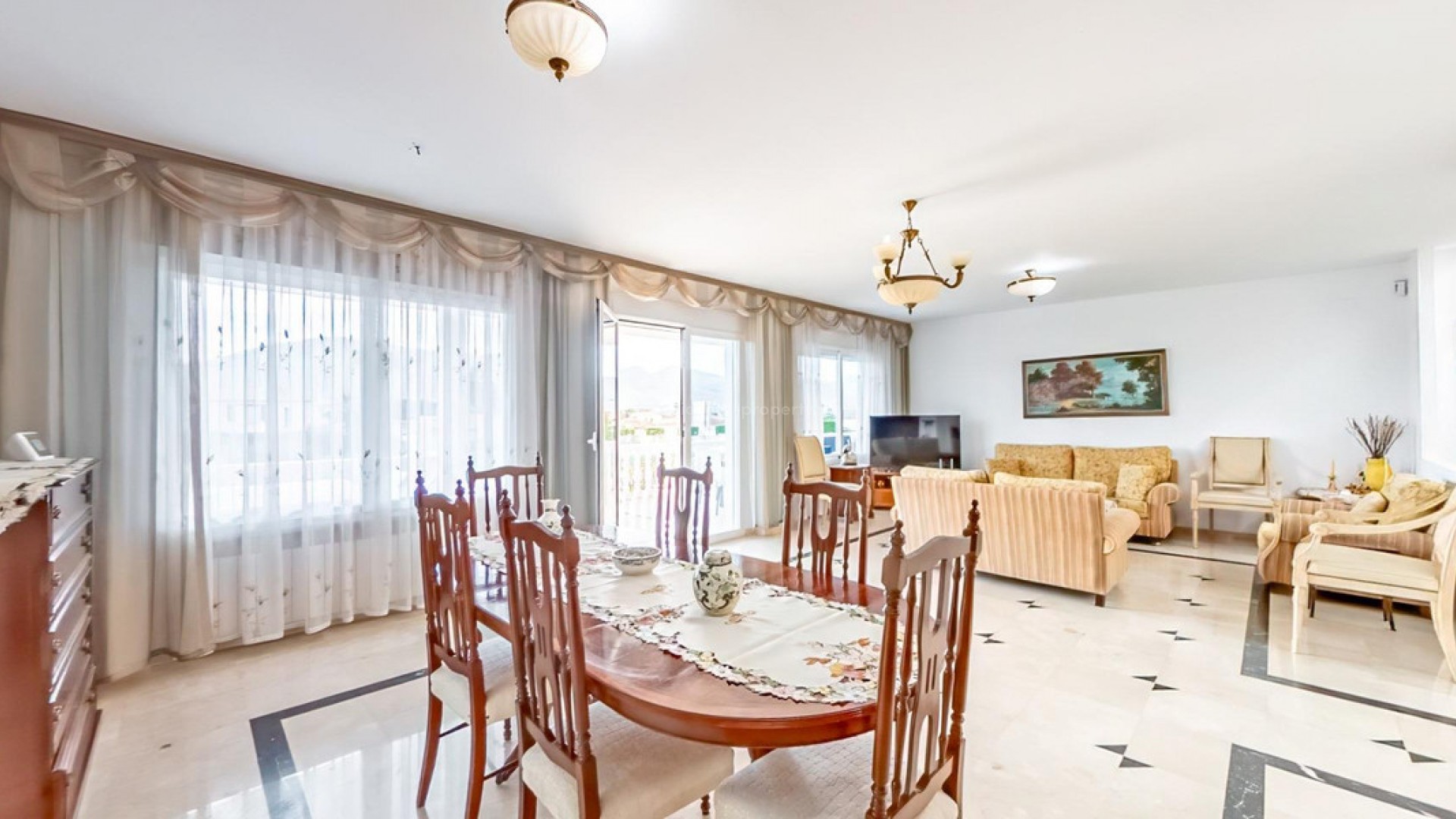 Hus / Villa i L'Alfás del Pi Centro