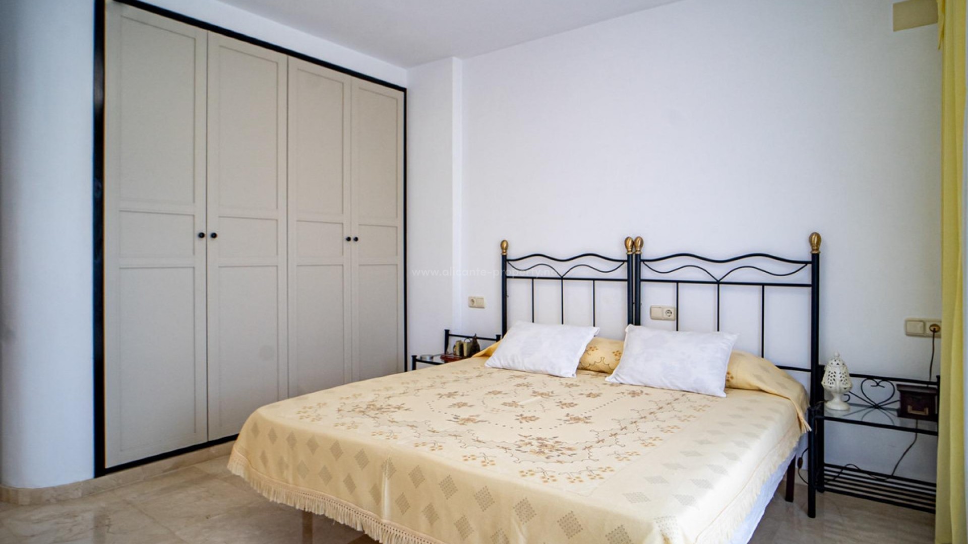 Hus / Villa i L'Alfás del Pi Centro