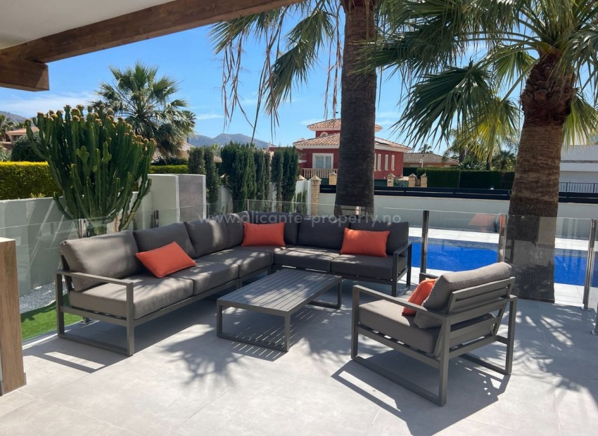 Hus / Villa i L'Alfás del Pi Centro