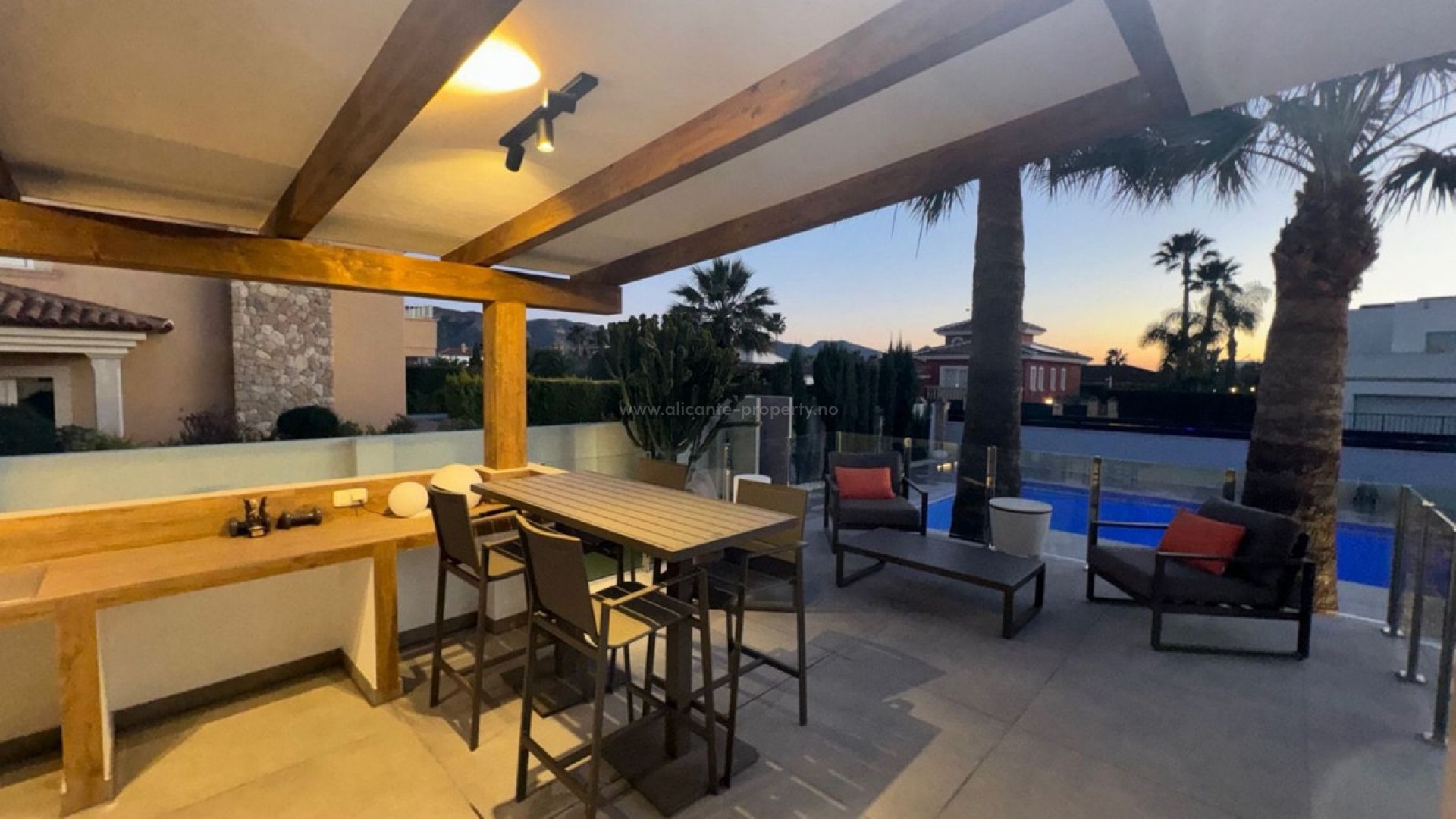 Hus / Villa i L'Alfás del Pi Centro