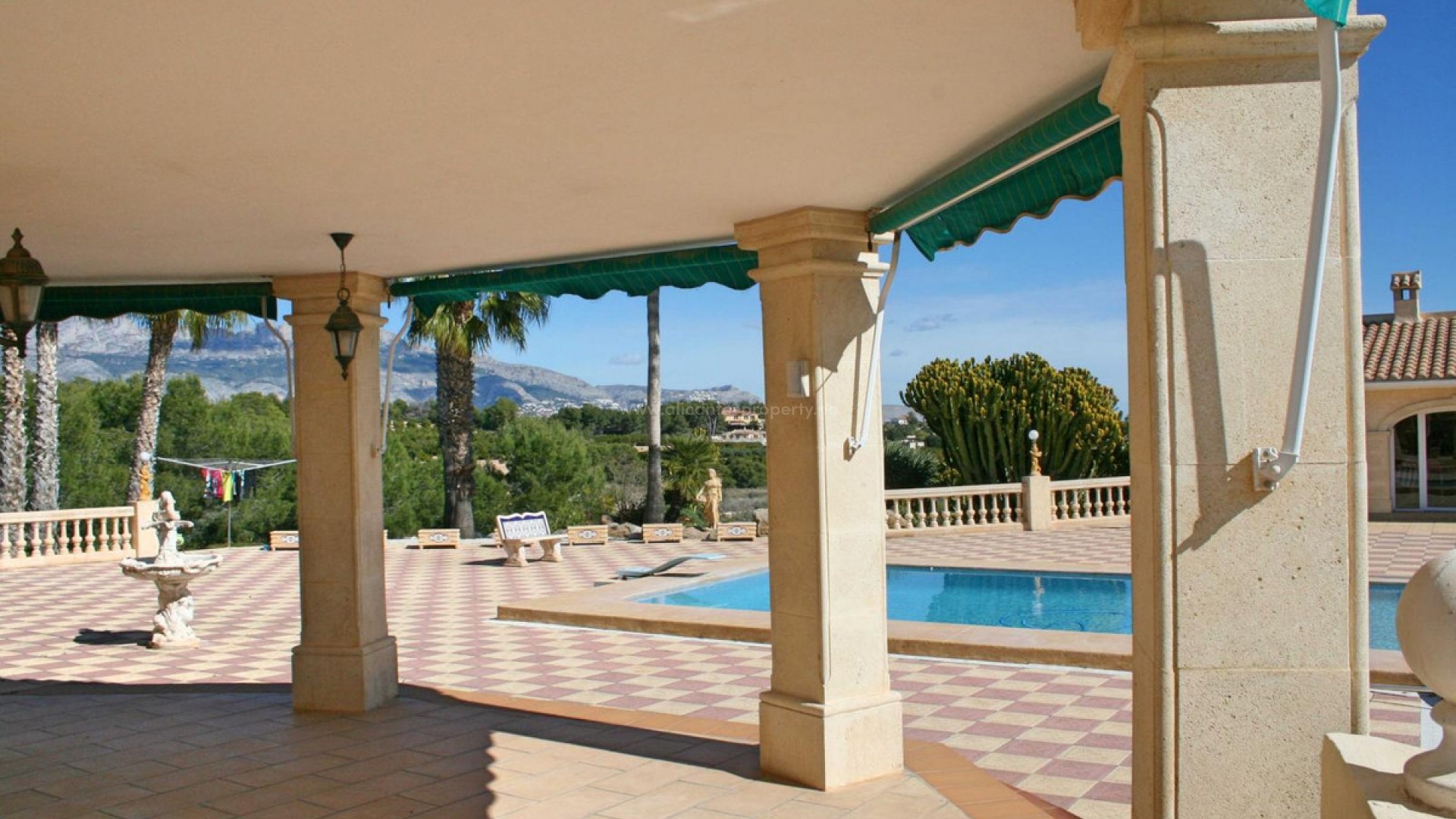 Hus / Villa i L'Alfás del Pi Centro