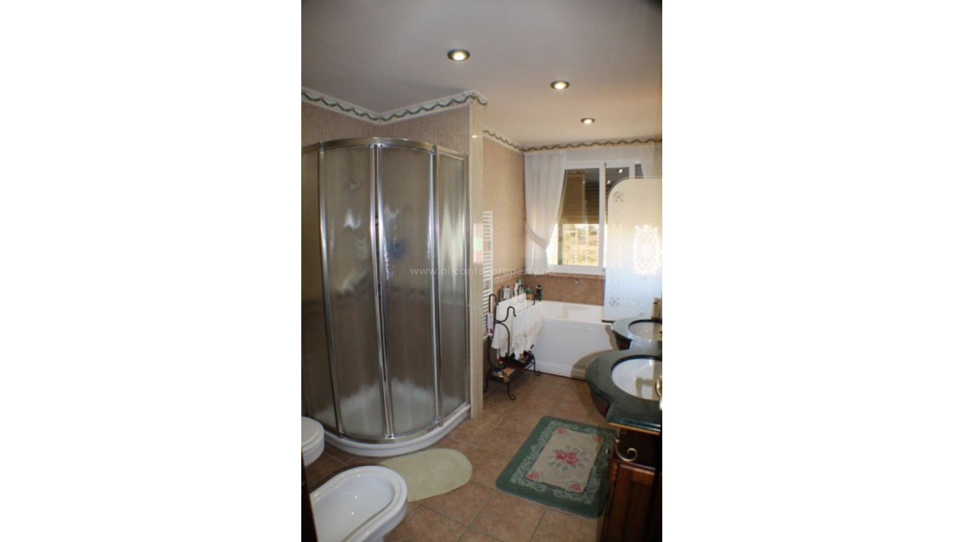 Hus / Villa i L'Alfás del Pi Centro