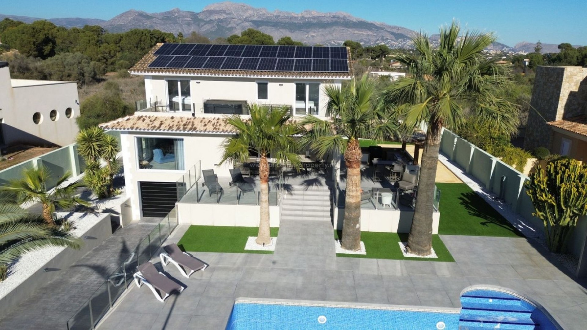 Hus / Villa i L'Alfás del Pi Centro