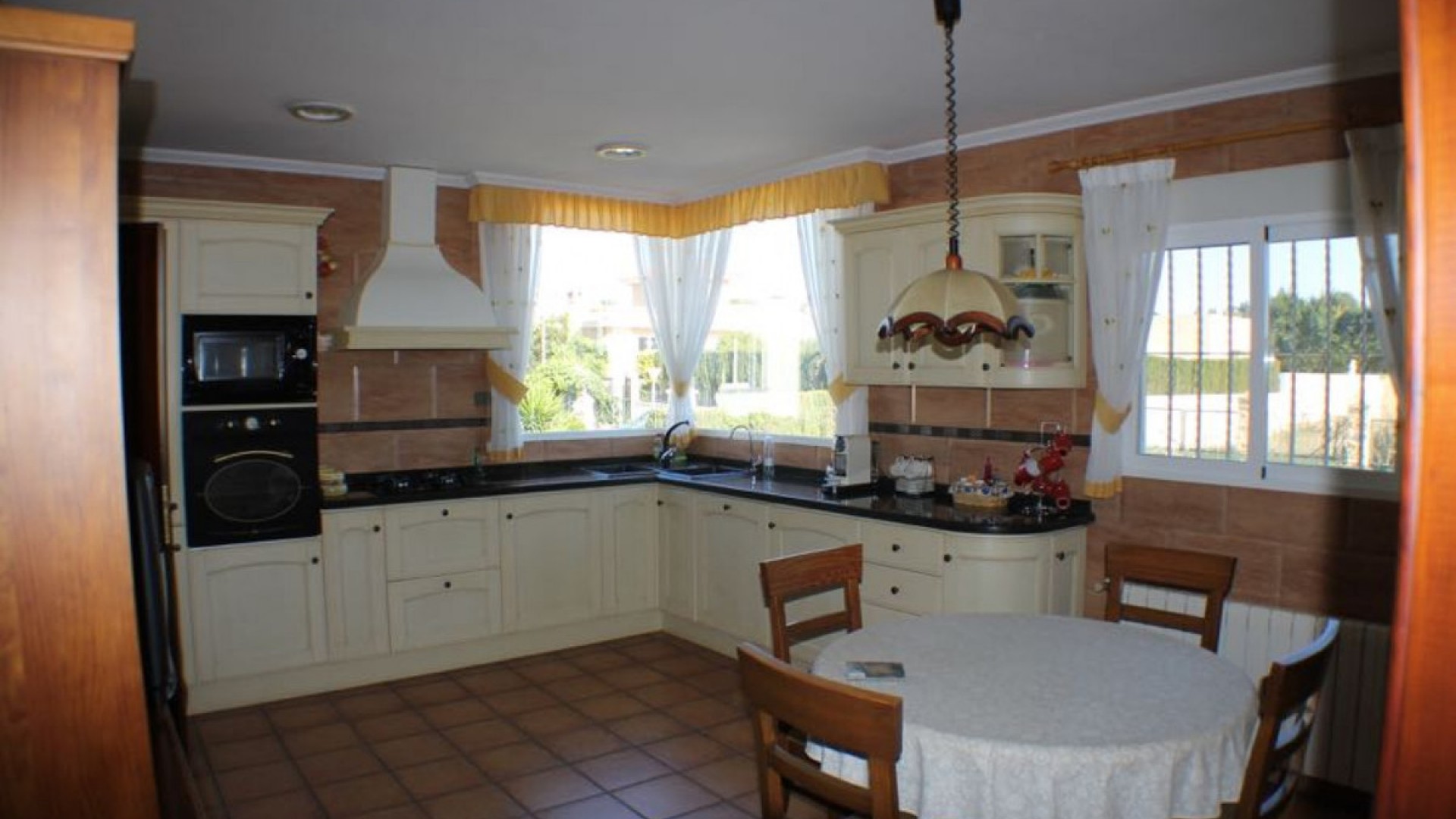 Hus / Villa i L'Alfás del Pi Centro