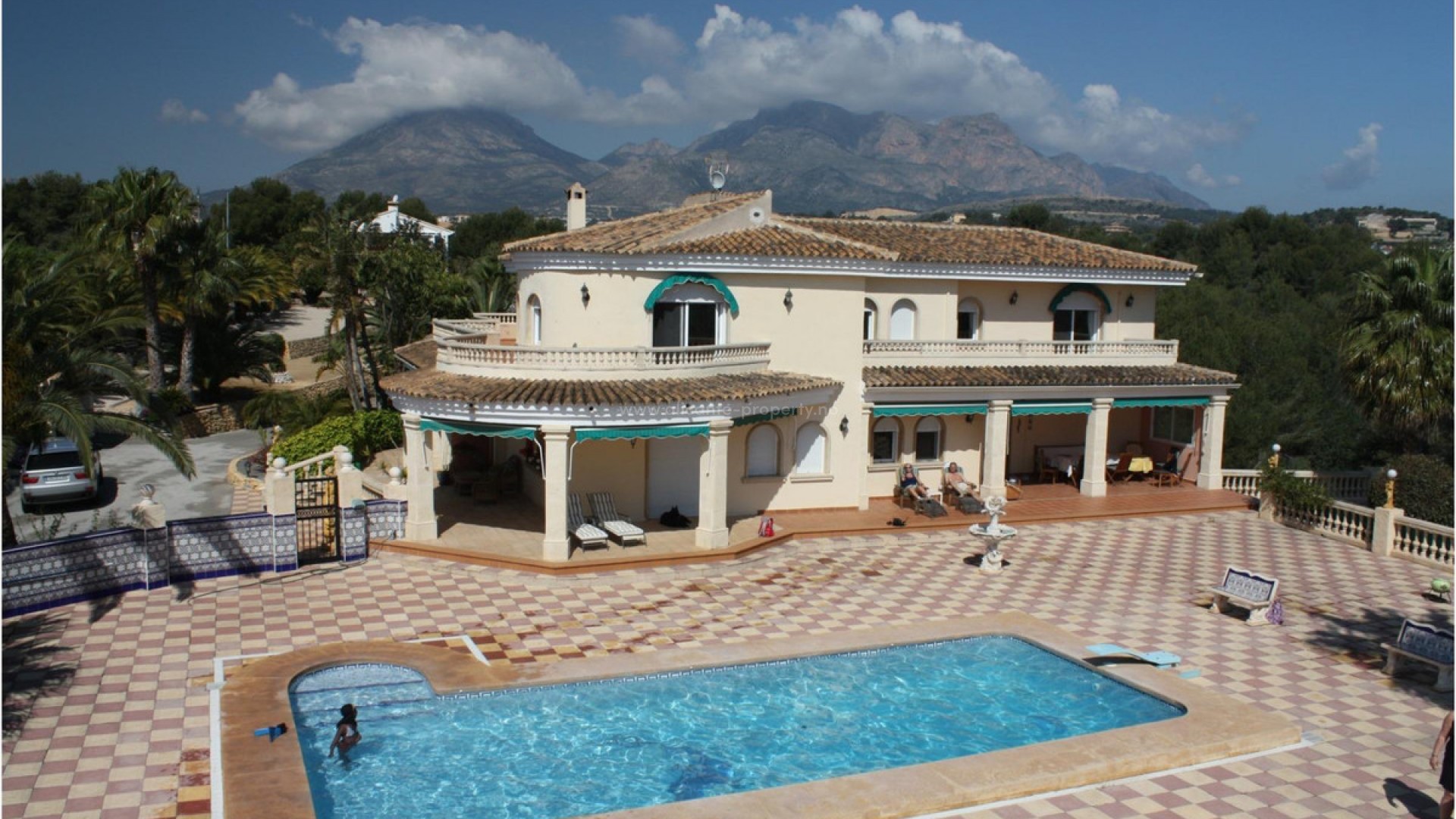 Hus / Villa i L'Alfás del Pi Centro