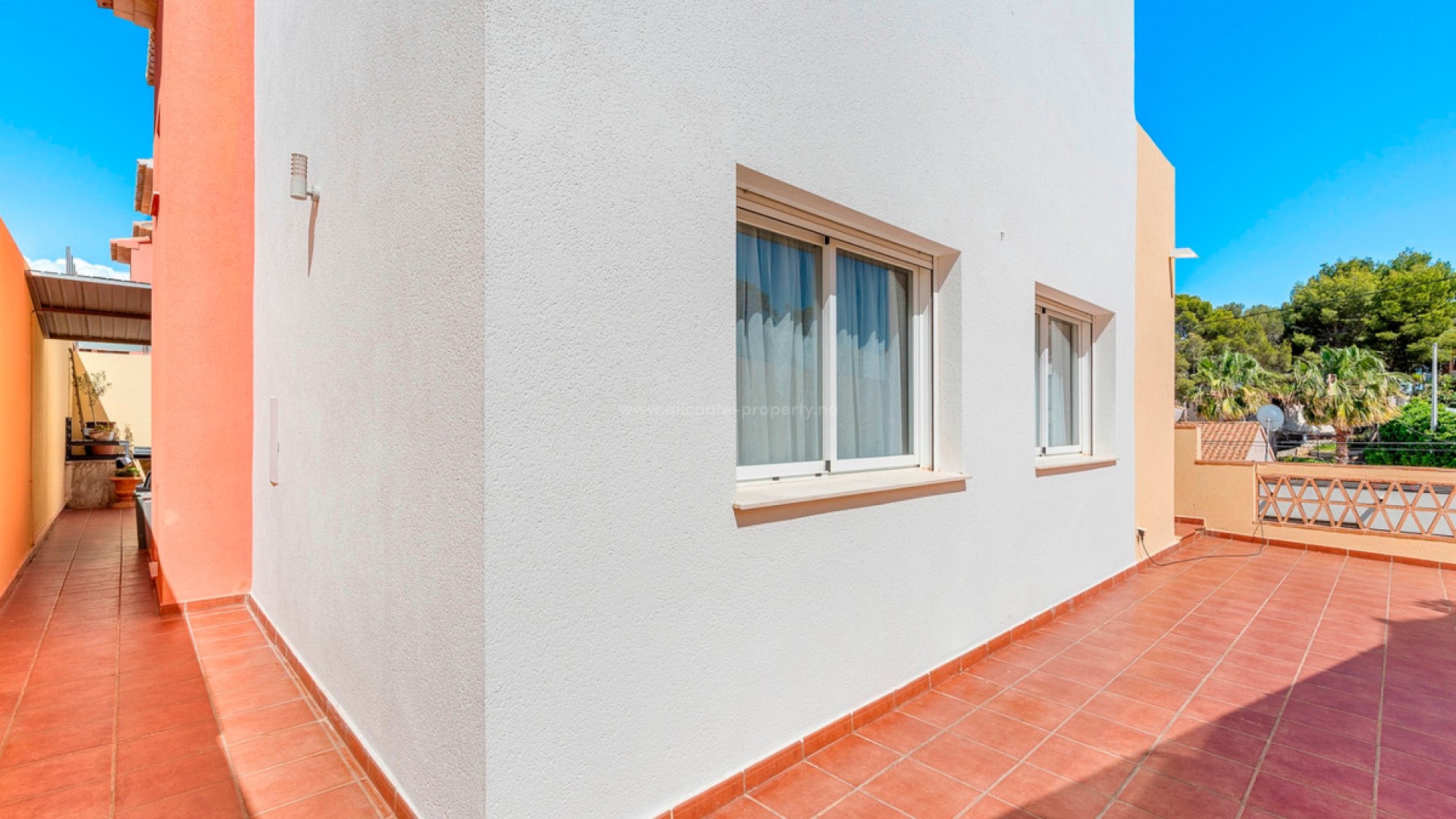 Hus / Villa i L'Alfás del Pi Centro