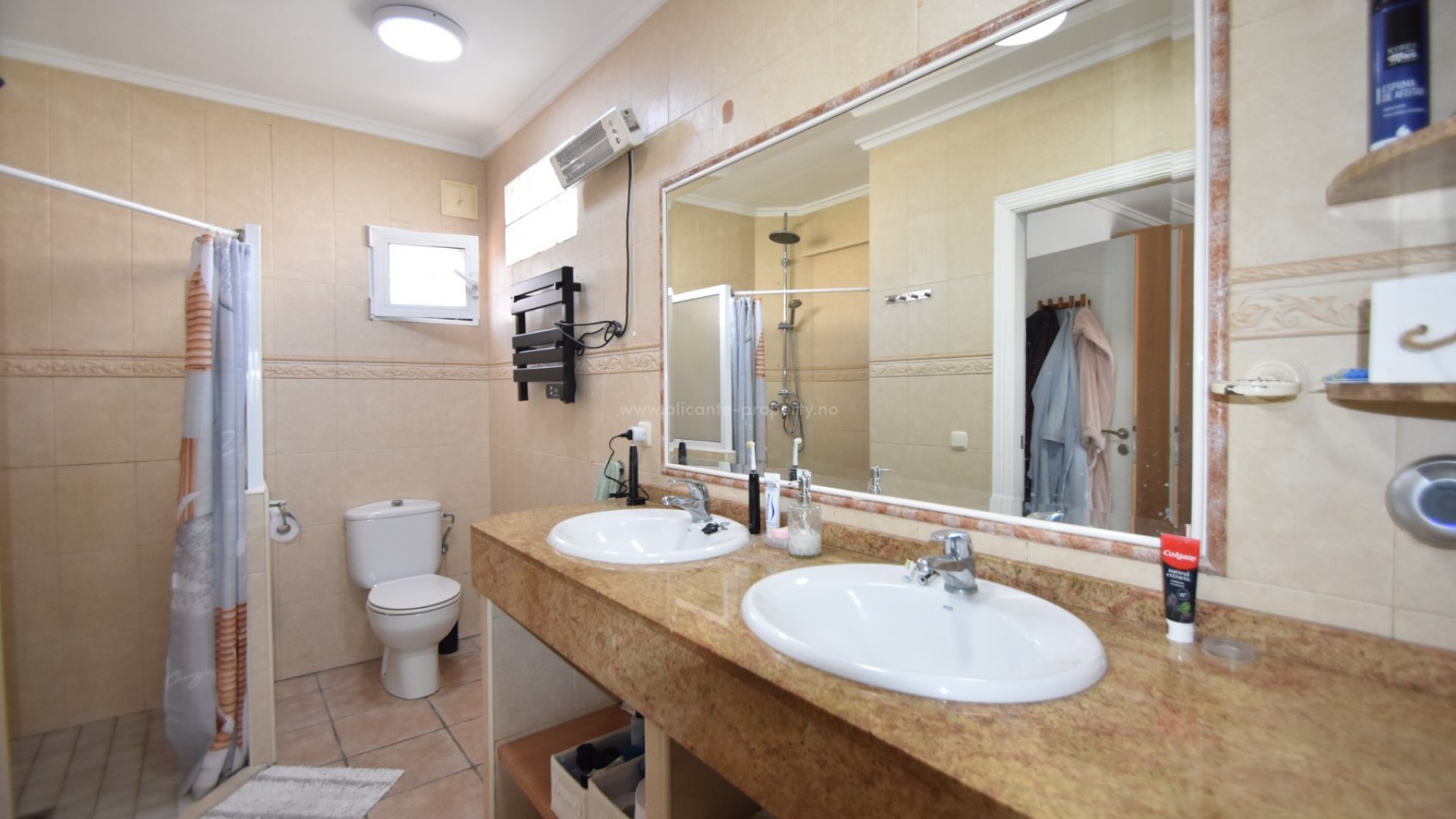 Hus / Villa i La Fiesta I