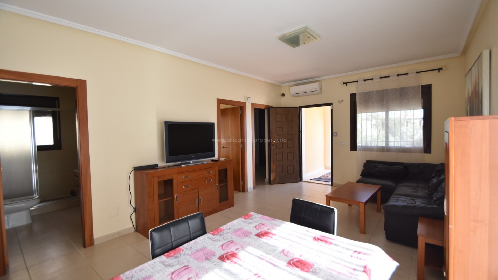 Hus / Villa i La Fiesta I