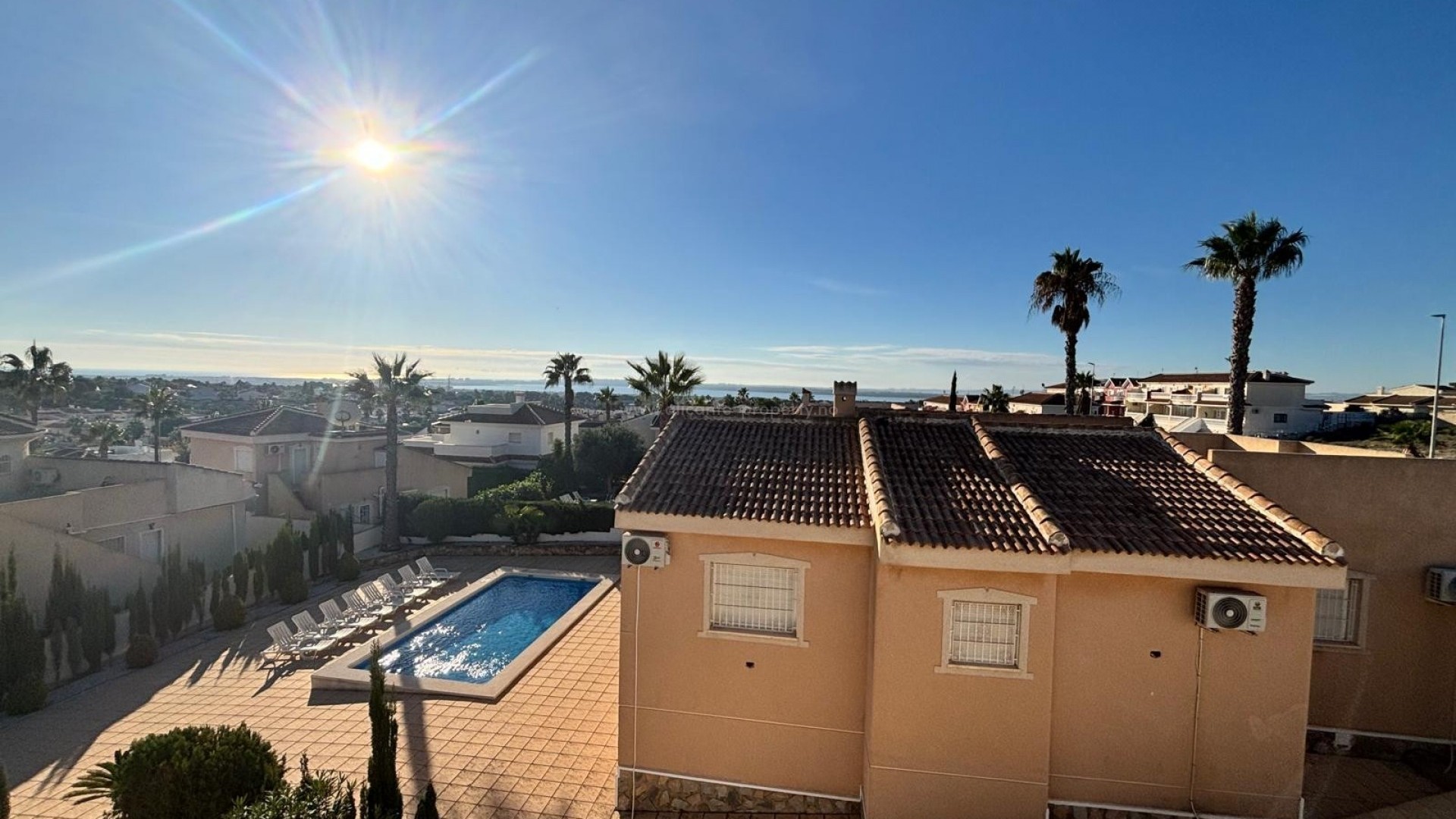 Hus / Villa i La Fiesta